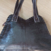 Дамска чанта-естествена кожа, снимка 3 - Чанти - 36167645