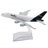Еърбъс 380 самолет модел макет FedEx метален A380 куриер товарен, снимка 5 - Колекции - 35983918