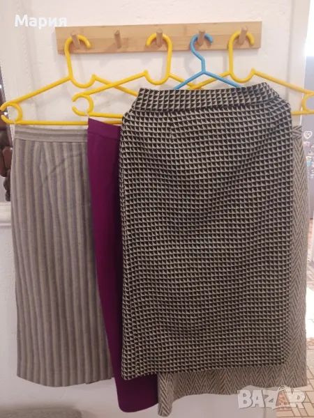 Дамски вълнени поли 4броя, снимка 1