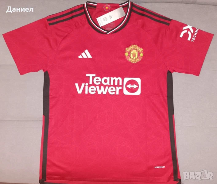 Домакински екип на Манчестър Юнайтед 2023-24, снимка 1