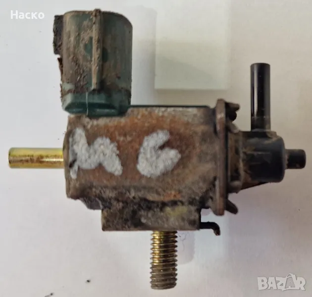 Вакуум Клапан Клапани Мазда 6 2.0 ДИ Mazda 6 2.0 DI 2002 - 2008 K5T46592, снимка 1