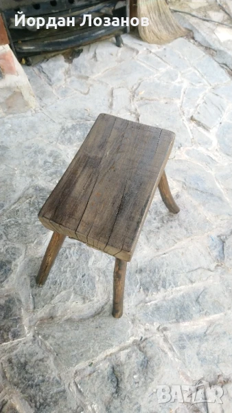 Дървено столче, снимка 1