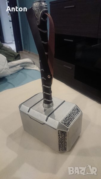 Продавам чука на Thor ( Тор ) в реални размери много добро качество, снимка 1