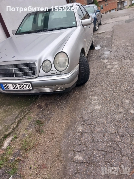 Мерцедес Е 200 Бензин, снимка 1