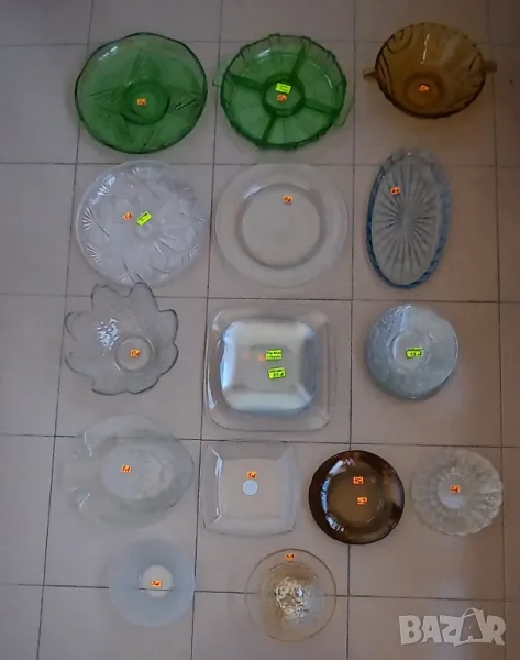 Красиви стъклени купи подноси ордьоври и чинии за всякакъв повод в домакинството., снимка 1