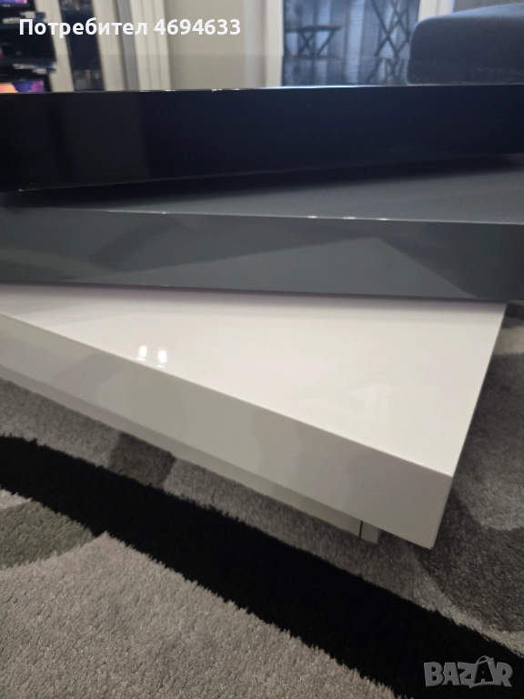 Продавам холна маса на три нива, снимка 1