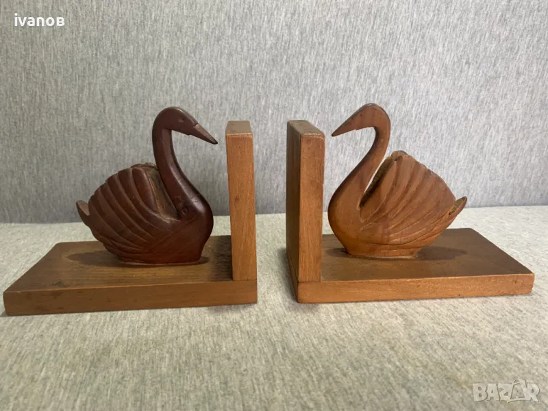 дървени стопери за книги лебеди , снимка 1