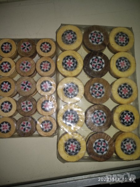 Дървени пулове за табла,със седеф,20мм и 28мм, снимка 1