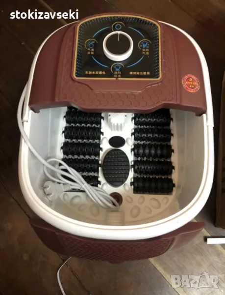 Воден нагряващ масажор за крака плюс педикюр , снимка 1