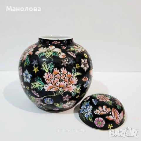 Порцеланов джинджифилов буркан с капак Famille Rose Mille Fleur., снимка 5 - Други ценни предмети - 53449336
