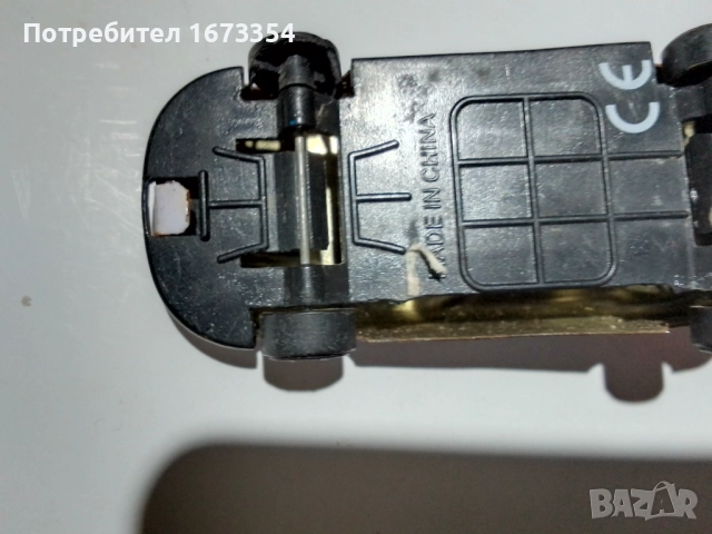 Ламаринени колички + полицай, снимка 3 - Колекции - 51545683