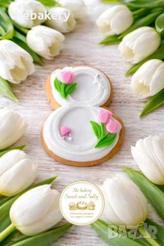 Бисквитки цветя за 8-ми Март