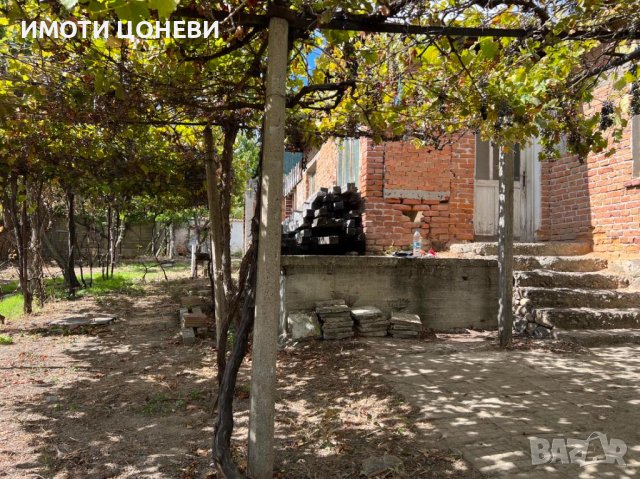 Продавам къща в гр.Твърдица, снимка 14 - Къщи - 42381171
