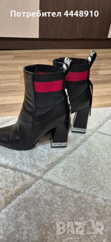 Продавам дамски боти