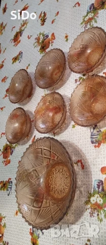 2 различни комплекта "Купа с 5-6 малки купички от кафяво стъкло, снимка 8 - Сервизи - 50872020