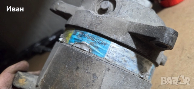 Компретор климатик VW Golf 3 , снимка 4 - Части - 53421905