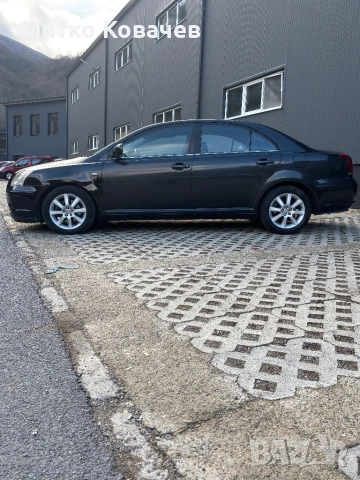 Toyota Avensis T25 2003, снимка 8 - Автомобили и джипове - 53519123