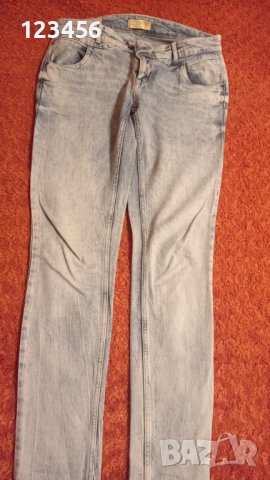 Дамски дънки, снимка 5 - Дънки - 44230415