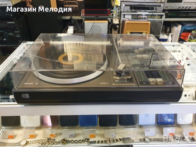 💽📻📀🎶 Грамофон Philips 410 Има вграден усилвател. С нова игла! В перфектно техническо и много доб, снимка 3 - Грамофони - 35589302