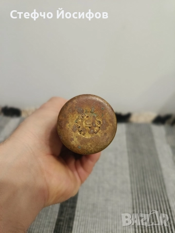 Бронзова мелница , снимка 3 - Антикварни и старинни предмети - 52896649