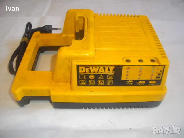 36V DeWALT DE9000 Type 1 ОРИГИНАЛНО НЕМСКО ЗАРЯДНО ДеВалт ЗА БАТЕРИИ 28-36 ВОЛТА ОТЛИЧНО, снимка 3 - Други инструменти - 49048147