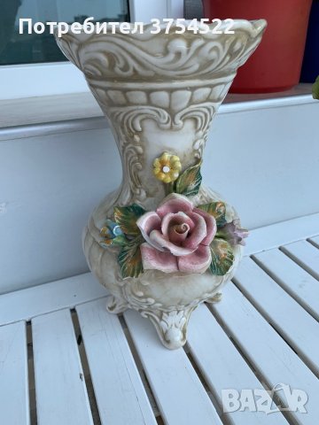 Порцеланова ваза Capodimonte, снимка 1 - Антикварни и старинни предмети - 41348180