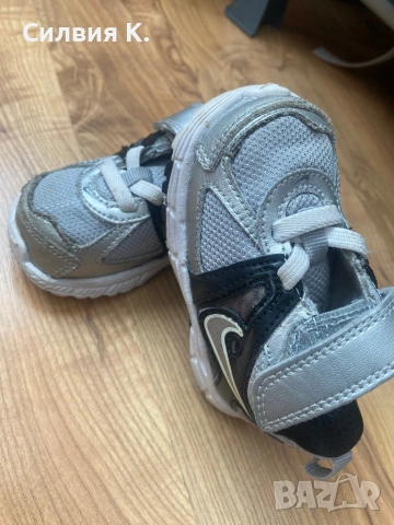 Маратонки Nike 19.5