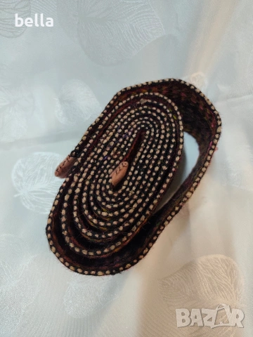 Автентичен тъкан пояс (за народна носия), снимка 2 - Антикварни и старинни предмети - 53643578