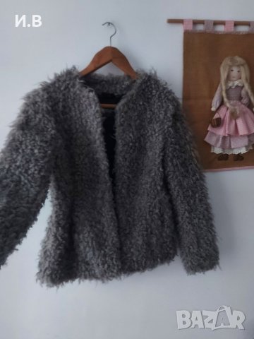 Сиво пухено палтенце 