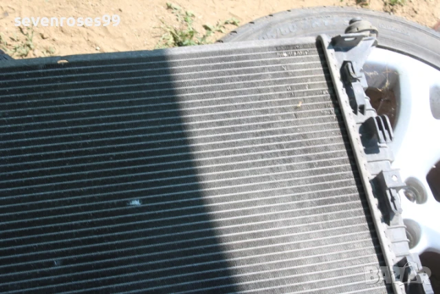 Радиатор воден Мазда 3 2008 2.3i 158hp Mazda 3 седан, снимка 4 - Части - 50659843