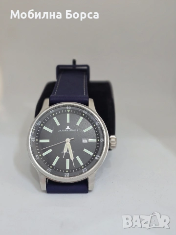 часовник Jacques Lemans.