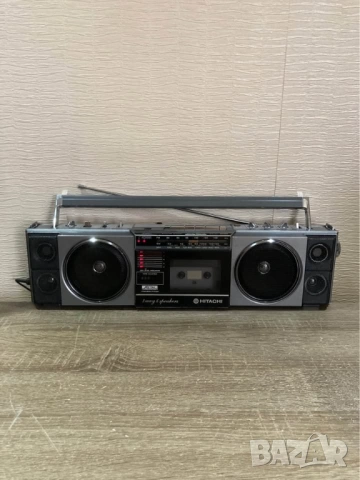 HITACHI TRK-6701W VINTAGE RETRO BOOMBOX радио касетофон, снимка 3 - Радиокасетофони, транзистори - 53389137