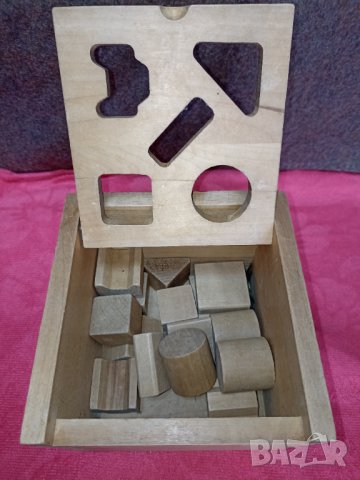 Дървен сортер- образователна играчка 