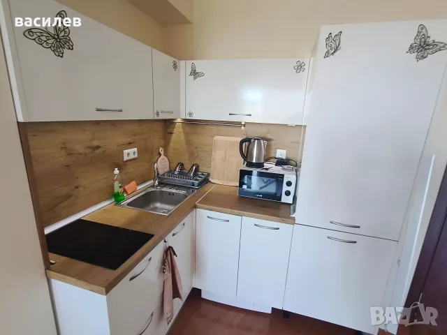 Кухня  ъглова бял гланц , снимка 5 - Кухни - 55877169