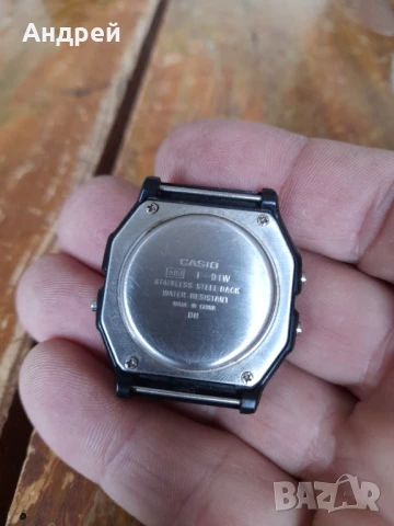 Стар електронен часовник Casio, снимка 4 - Антикварни и старинни предмети - 50633217