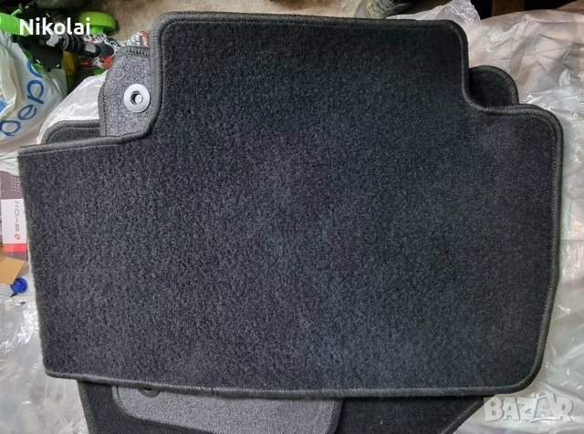 ОРИГИНАЛНИ Мокетени стелки за Пежо 5008 от 2017 до 2024, снимка 7 - Аксесоари и консумативи - 52946677