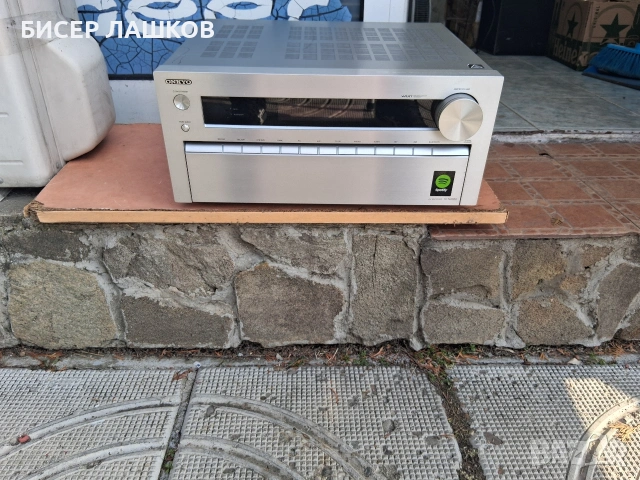 ONKYO TH-NR 838