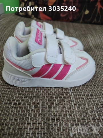 Детски маратонки adidas, снимка 2 - Детски маратонки - 53854242