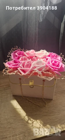 Чантичка с фоамени рози , снимка 2 - Изкуствени цветя - 51412265
