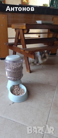 Автоматичен диспенсър/хранилка за домашни любимци с голям капацитет, снимка 2 - Други стоки за животни - 41796924