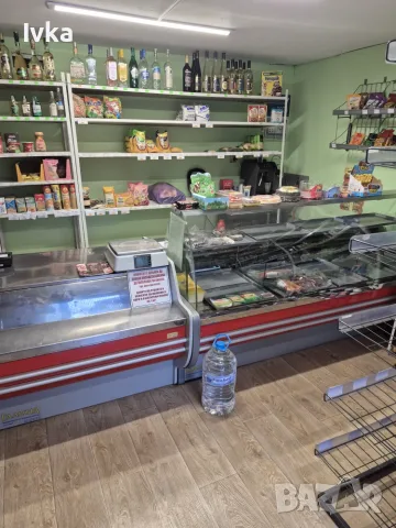 Хоризонтална витрина