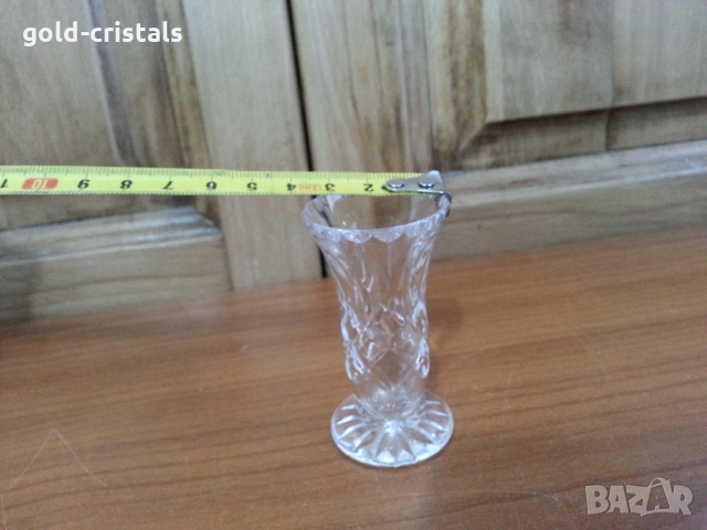 Кристална вазичка ваза, снимка 1 - Антикварни и старинни предмети - 36039525