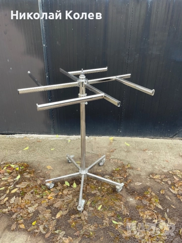 Стелаж за дрехи, снимка 3 - Стелажи и щандове - 51987353