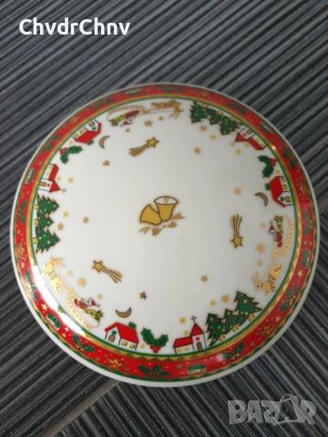 Maebata 16см/японска коледна порцеланова бонбониера-бижутерка-кутия с капак, снимка 2 - Кутии за храна - 52550465