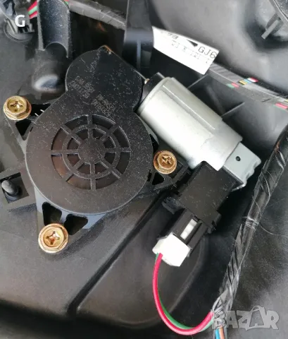 Моторче Машинка Ел. Стъкло Мазда 6 , снимка 3 - Части - 49267466