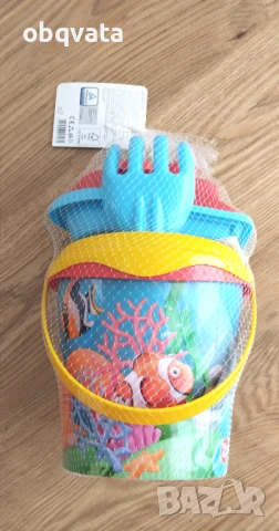 НОВ Пясъчен комплект Playtiveс кофичка, лопатка, гребло и лодка, снимка 4 - Други - 50908646