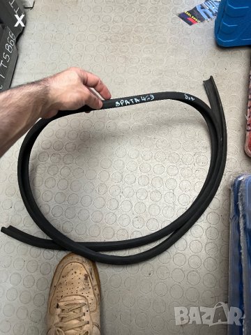 УПЛЪТНЕНИЕ ВРАТА УАЗ 469 НОВО РУСКО