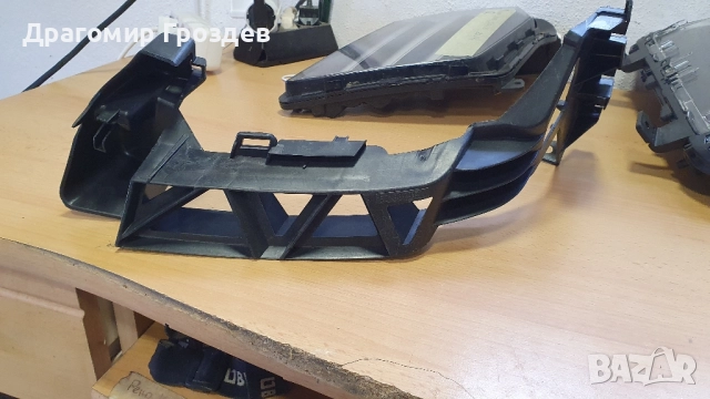 НОВИ, оригинални ляв и десен водач (държач) за задна броня за Peugeot 207 CC / Пежо 207, снимка 2 - Части - 51755693