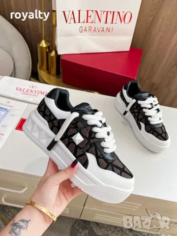 Valentino Garavani Нови Маратонки Различни Цветове 