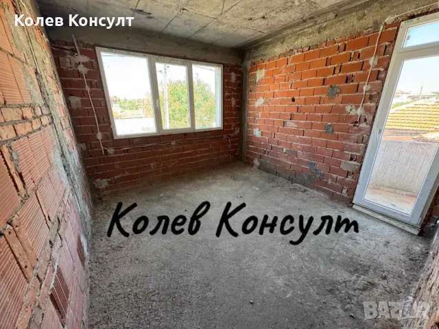 Продавам двуетажна къща в град Хасково,кв.Болярово , снимка 9 - Къщи - 50299231